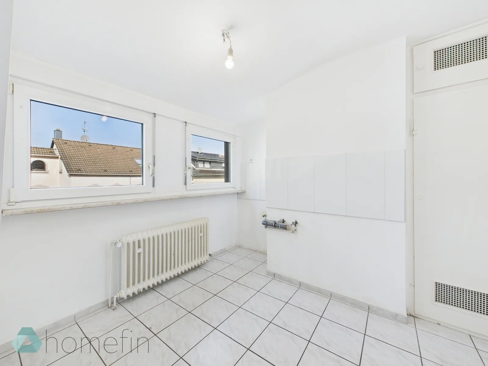 Wohnküche: Dachgeschosswohnung in Solingen