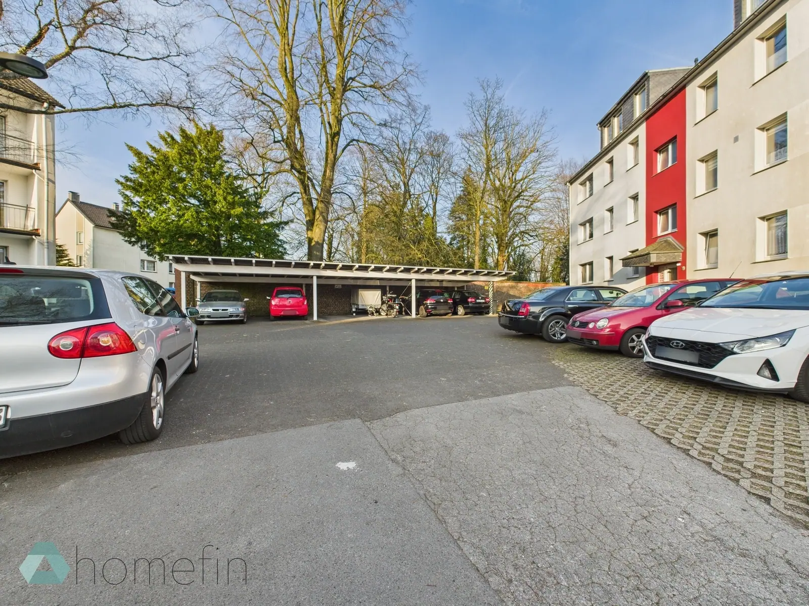 Carport: Etagenwohnung in Solingen
