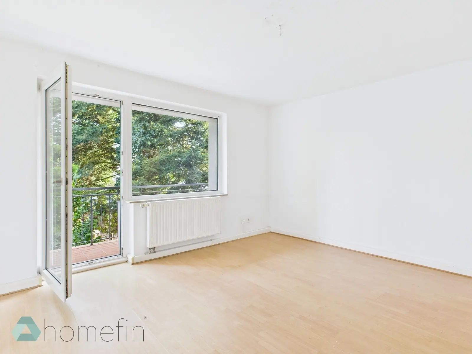 Wohnstudio mit Balkonzugang: Dachgeschosswohnung in Solingen