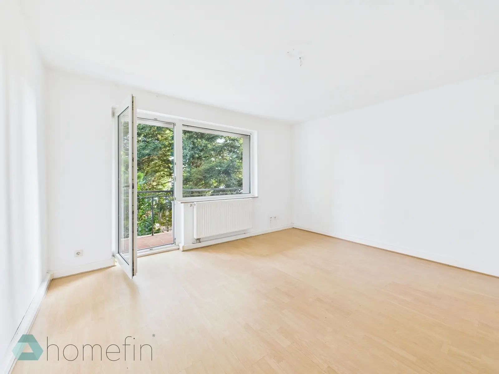 Wohnstudio mit Balkonzugang: Dachgeschosswohnung in Solingen