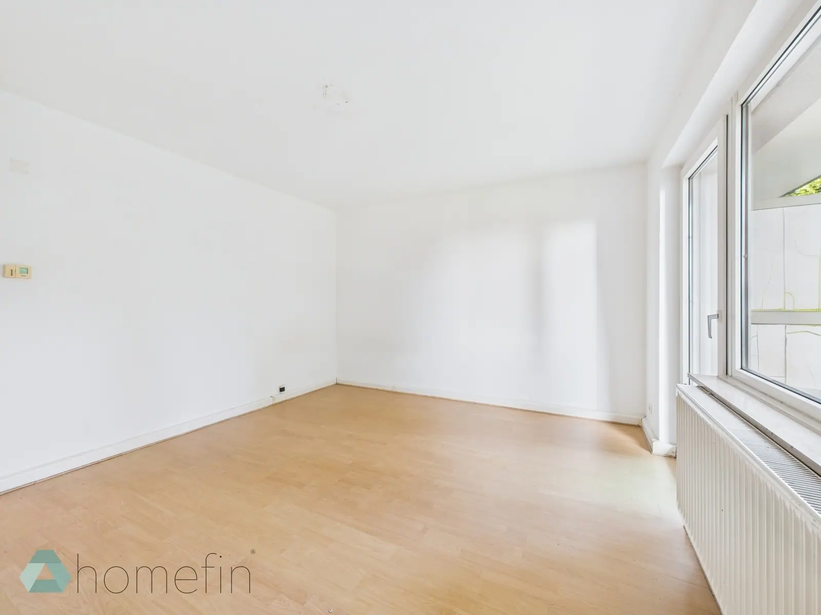 Wohnstudio mit Balkonzugang: Dachgeschosswohnung in Solingen
