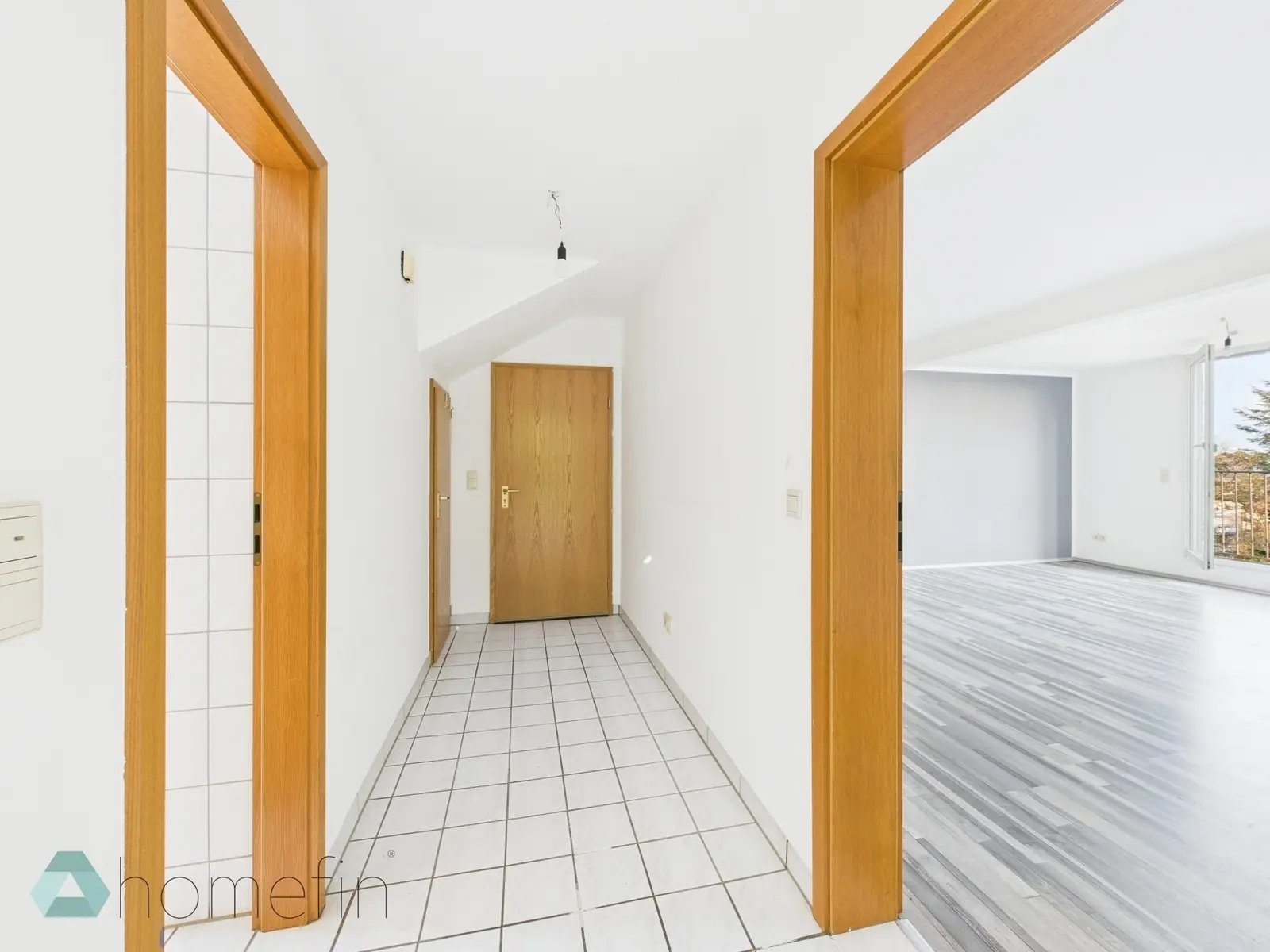 Diele: Dachgeschosswohnung in Solingen
